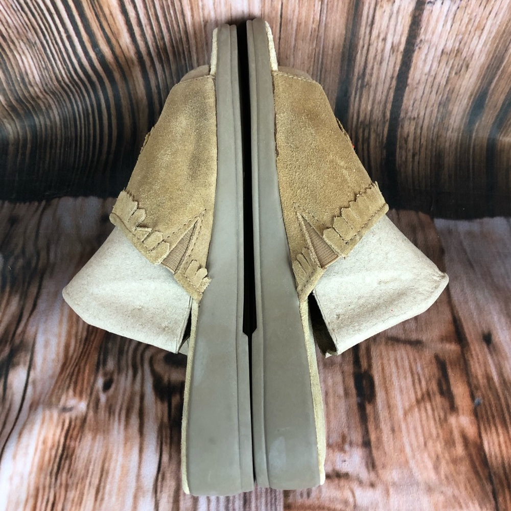 Minnetonka Brown Suede Leather Fringe Beaded Sandals Slides - Picture 9 of 12